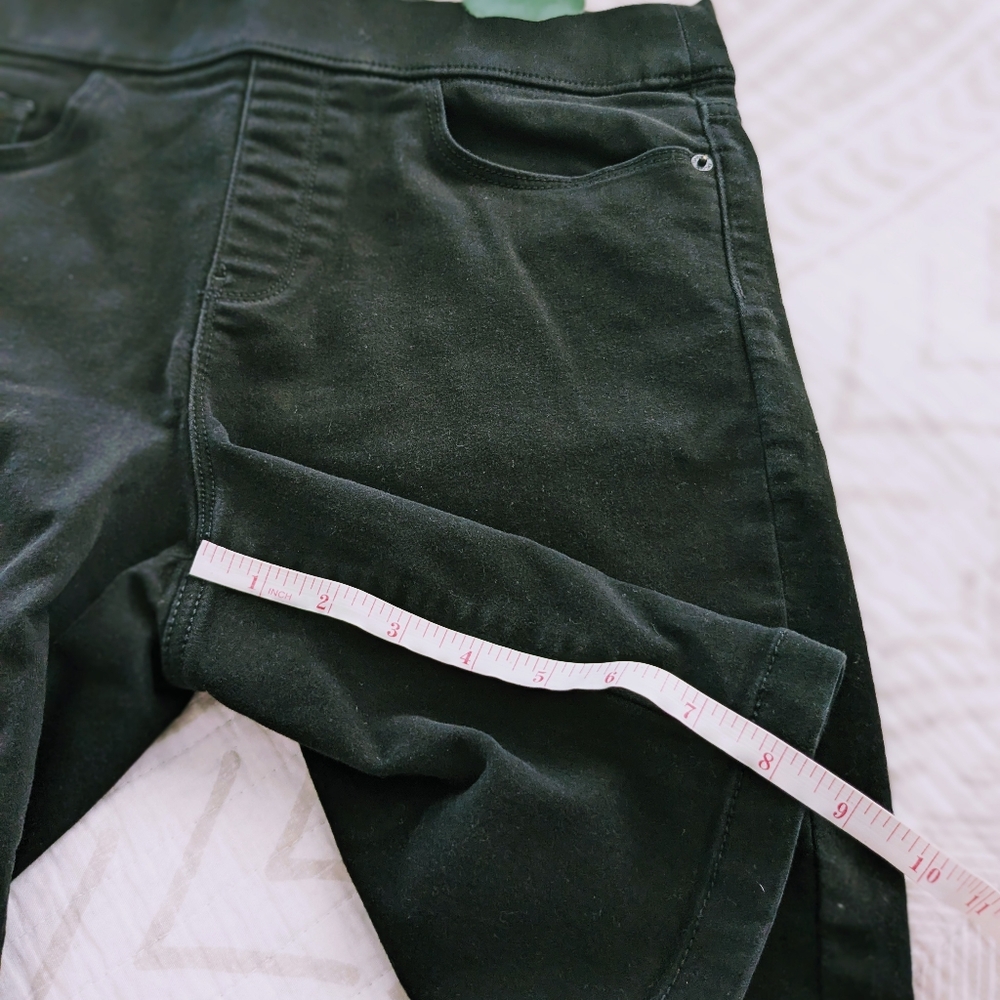 DKNY shorts bundle M - Picture 5 of 6